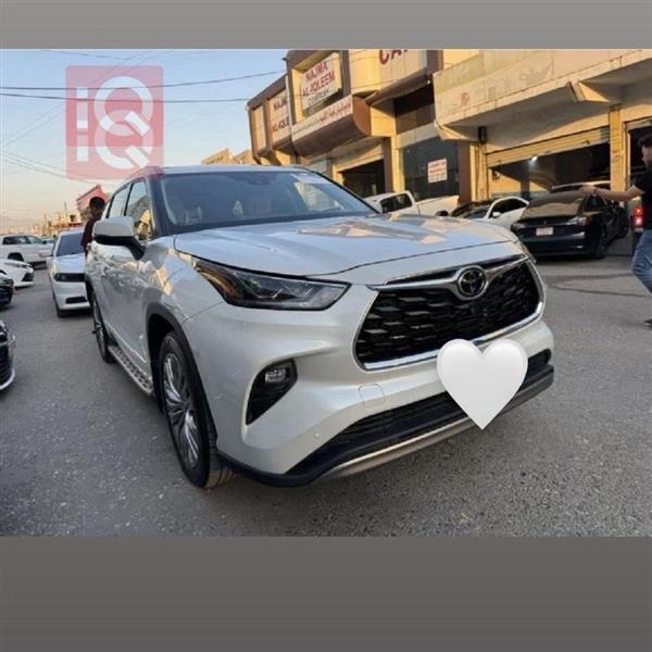 Toyota Highlander 2022 for sale in Iraq - Mosul
